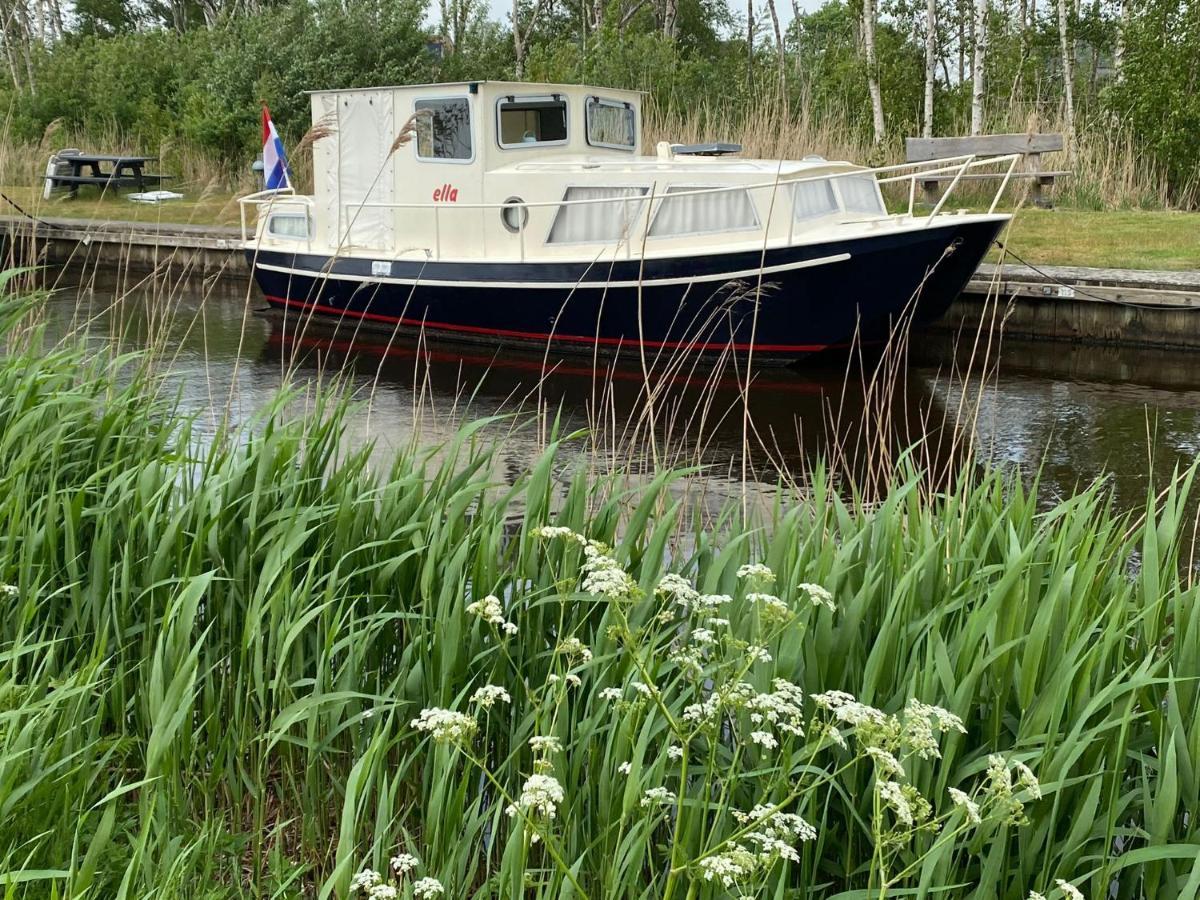 Boat Ella - Kamperen Op Het Water -Niet Om Mee Te Varen -Read Host Profile-Lees Hostprofiel Jutrijp Dış mekan fotoğraf